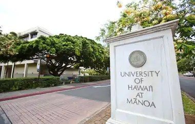 Manoa Hawaii Üniversitesi