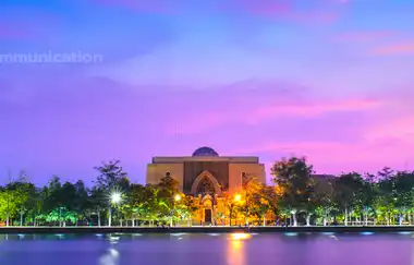 Nakhon Pathom Rajabhat Üniversitesi