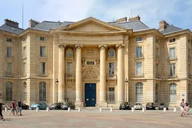 Pantheon Sorbonne Üniversitesi