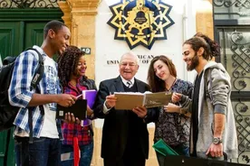 Lisans Kıbrıs Amerikan Üniversitesi