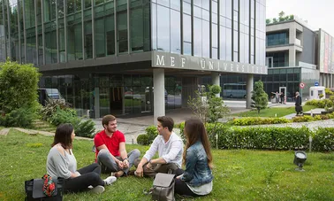 Mef Üniversitesi MEF Üniversitesi Neden Tercih Edilmeli?