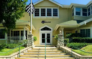 California Coast Üniversitesi