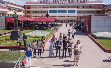 Arel Üniversitesi İş Dünyası ile İç İçe Eğitim Vaad Ediyor