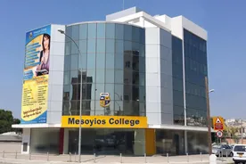 Bachelor Mesoyios College