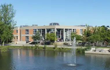 Aalborg Üniversitesi