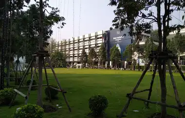 University of the Thai Chamber of Commerce