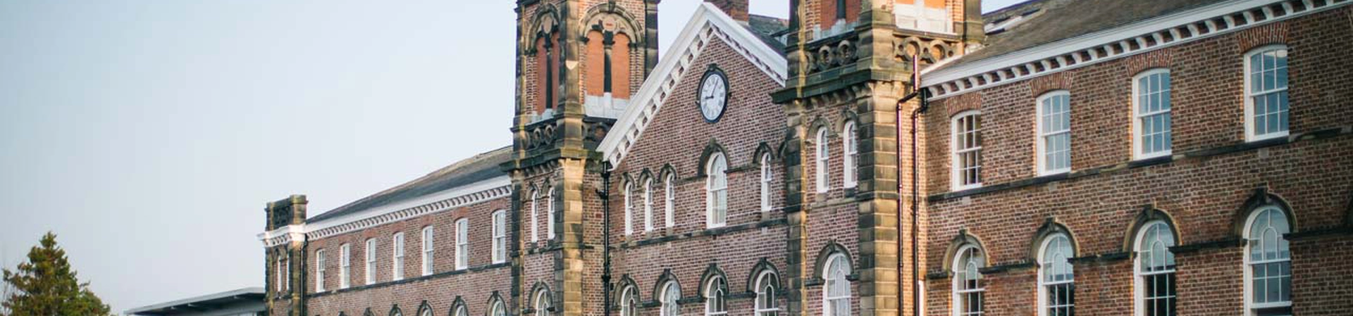 Cumbria Üniversitesi