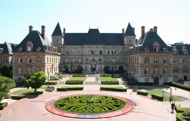 Sorbonne Paris Cite Üniversitesi