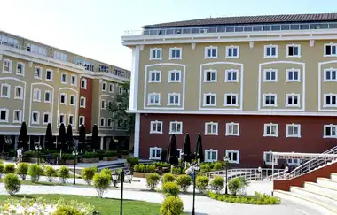 İstanbul Aydın Üniversitesi