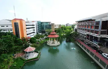 Suan Sunandha Rajabhat Üniversitesi