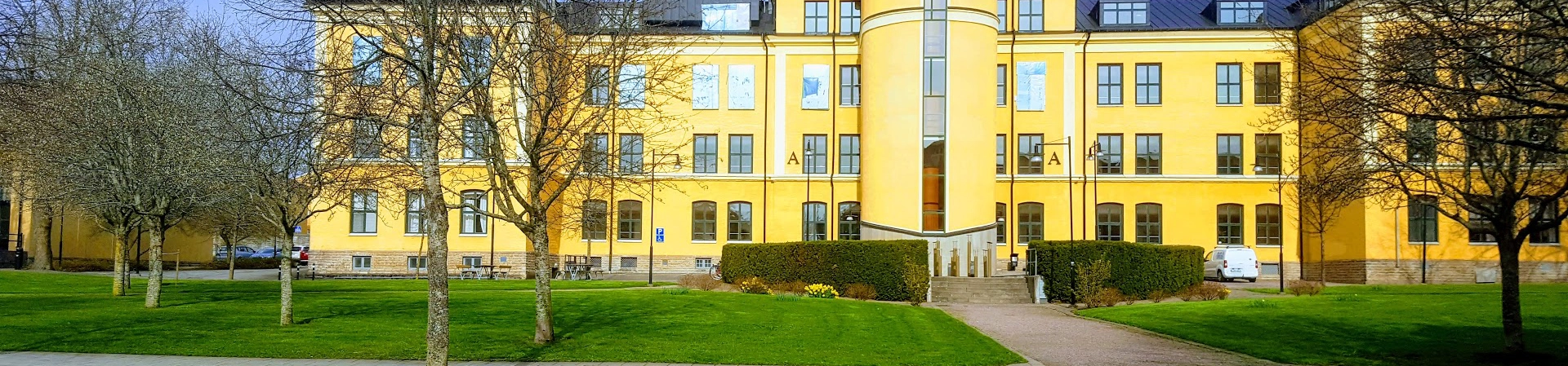Skovde Üniversitesi
