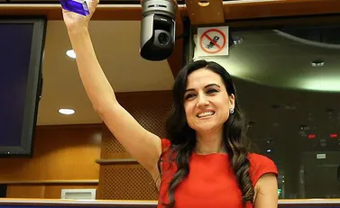 Avrupa Uluslararası Lider Kadın Ödülünü Kazanan İlk Türk "Dilek Livaneli"