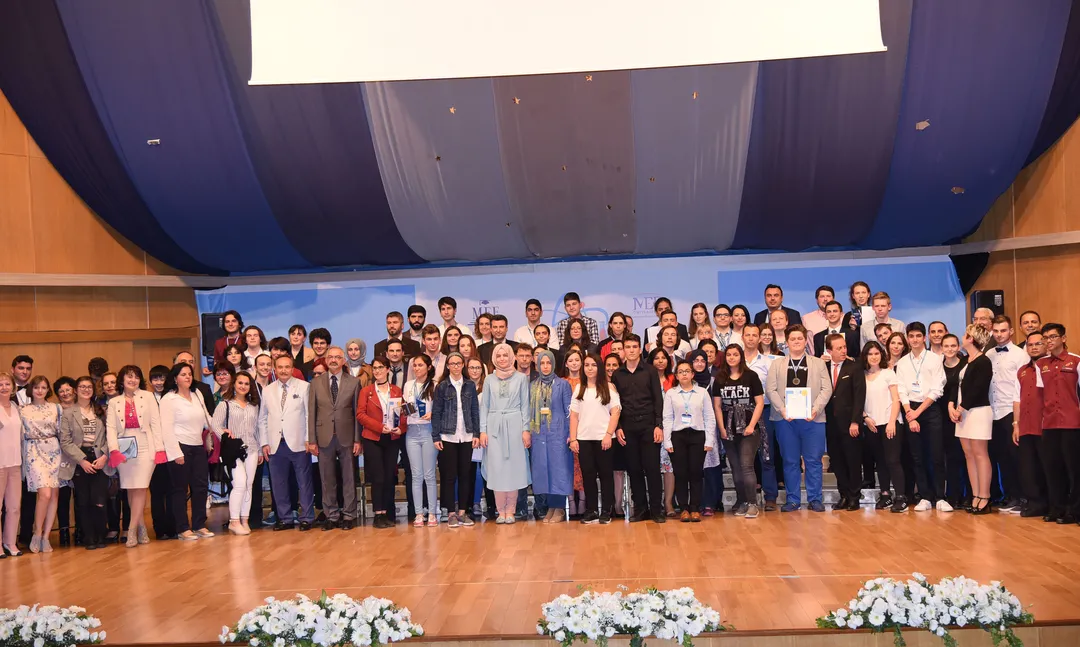 İzmirli Genç Mucitler Ödüllerini Aldılar
