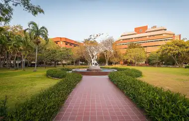 Huachiew Chalermprakiet University