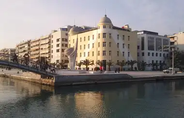 Teselya Üniversitesi