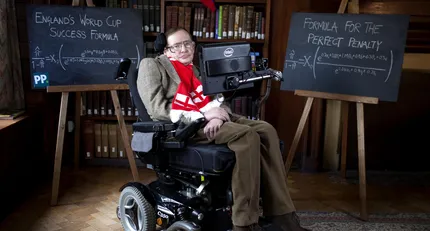 Stephen Hawking hayata veda etti !