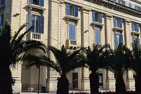 Londra Ticaret Okulu Malta