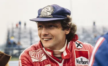 Formula 1 Efsane Pilotu Niki Lauda Hayatını Kaybetti! Şampiyon Pilot Hastalığına Yenik Düştü!