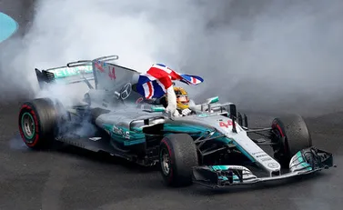 Hiçbir Başarı Tesadüf Değildir! F1'da Lewis Hamilton Bir Kez Daha Şampiyon!