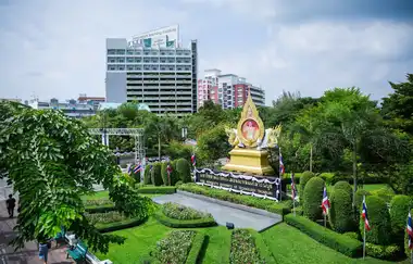 King Mongkuts Teknoloji Üniversitesi Thonburi Kampüsü