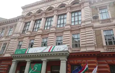 Budapeşte İşletme Okulu