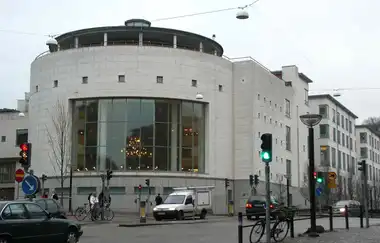 Gothenburg İşletme, Ekonomi ve Hukuk Okulu