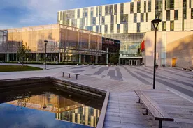 Calgary Üniversitesi