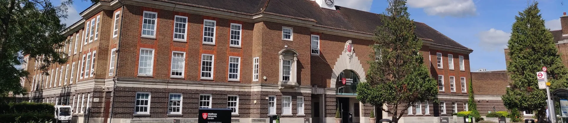 Middlesex Üniversitesi