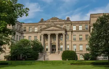 Iowa Üniversitesi