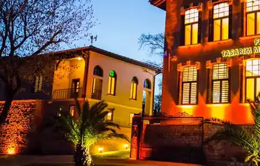 Istanbul Vocational School of Health and Social Sciences