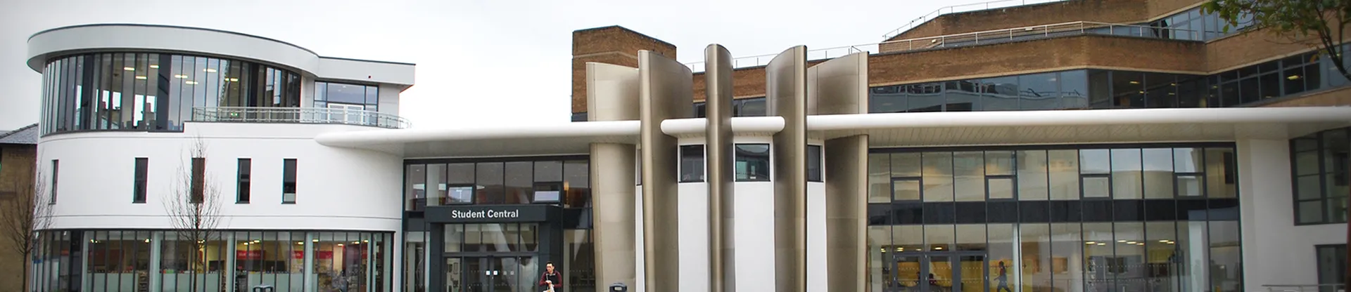 Huddersfield Üniversitesi