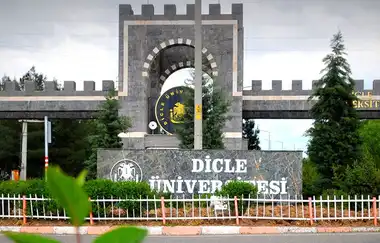 Dicle University