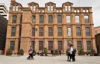Pompeu Fabra Üniversitesi