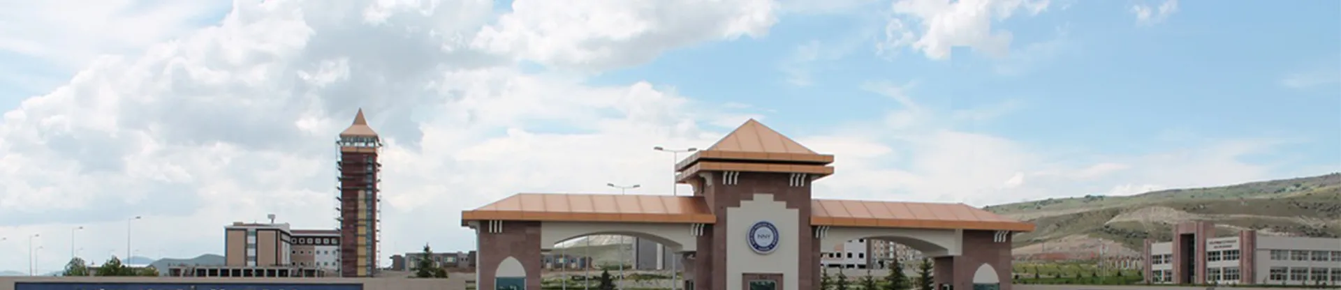 Nuh Naci Yazgan University