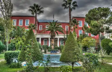 Panteion Sosyal ve Siyasal Bilimler Üniversitesi