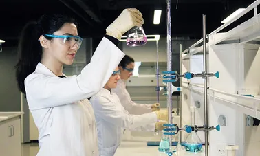 İstinye Üniversitesi'nde Eczacılık Fakültesi Öğrencisi Olmak