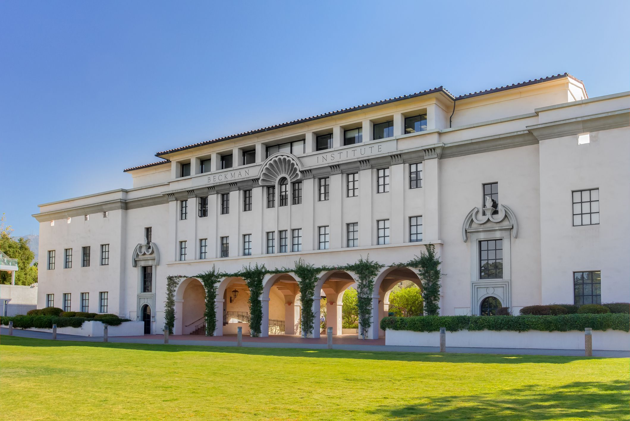 caltech phd programs