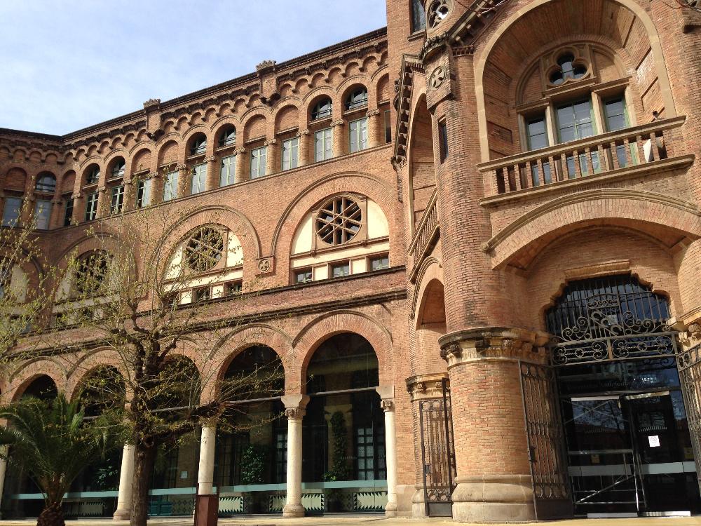 İspanya Özerk Barcelona Üniversitesi Bölümleri, Yıllık Ücreti İspanya Özerk Barcelona Üniversitesi Bölümleri, Yıllık Ücreti
