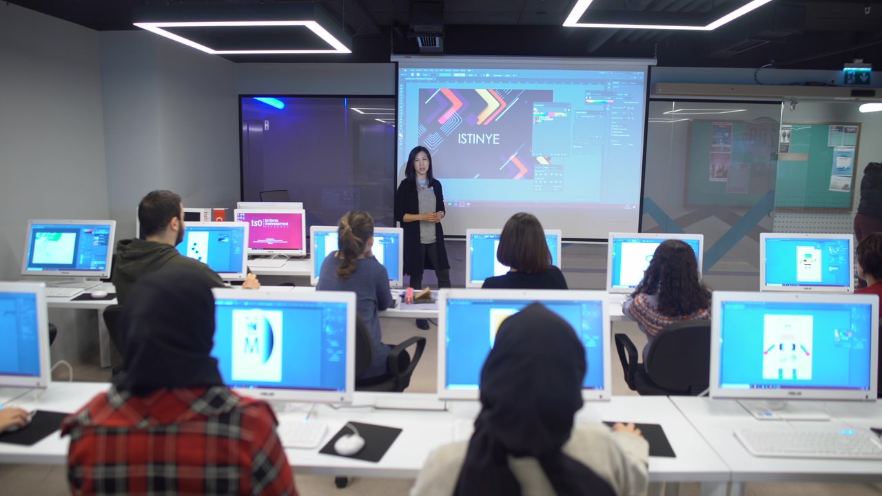 İstinye Üniversitesi