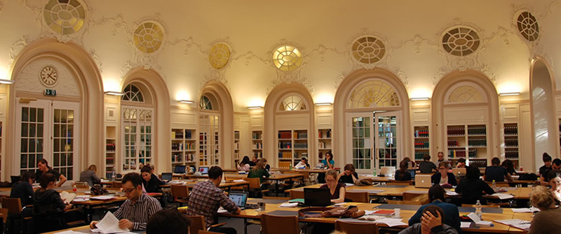 Fribourg Üniversitesi