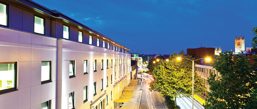 Canterbury Christ Church Üniversitesi