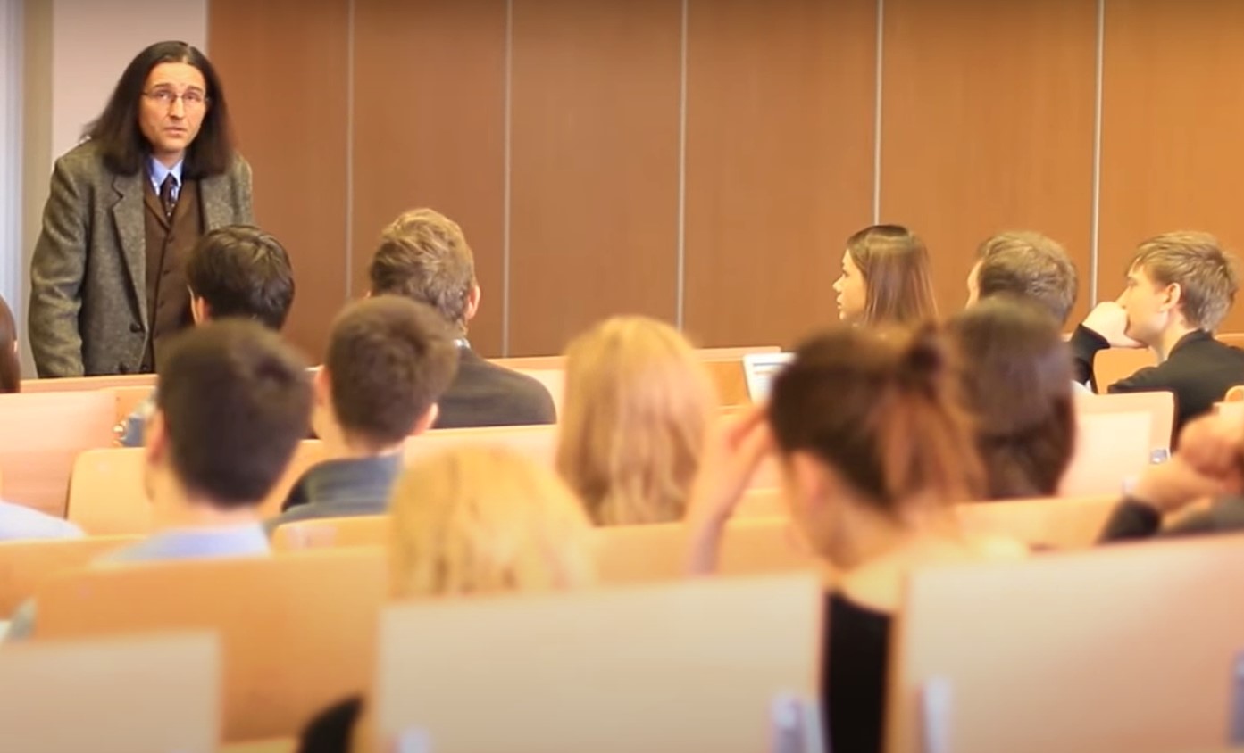 Kozminski Üniversitesi