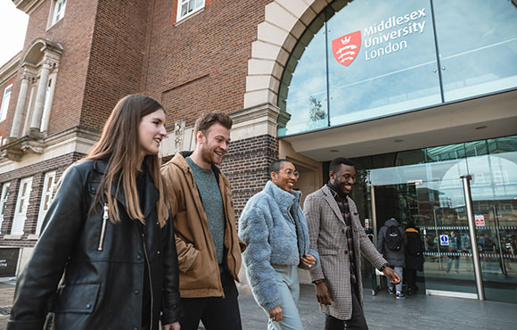 Middlesex Üniversitesi