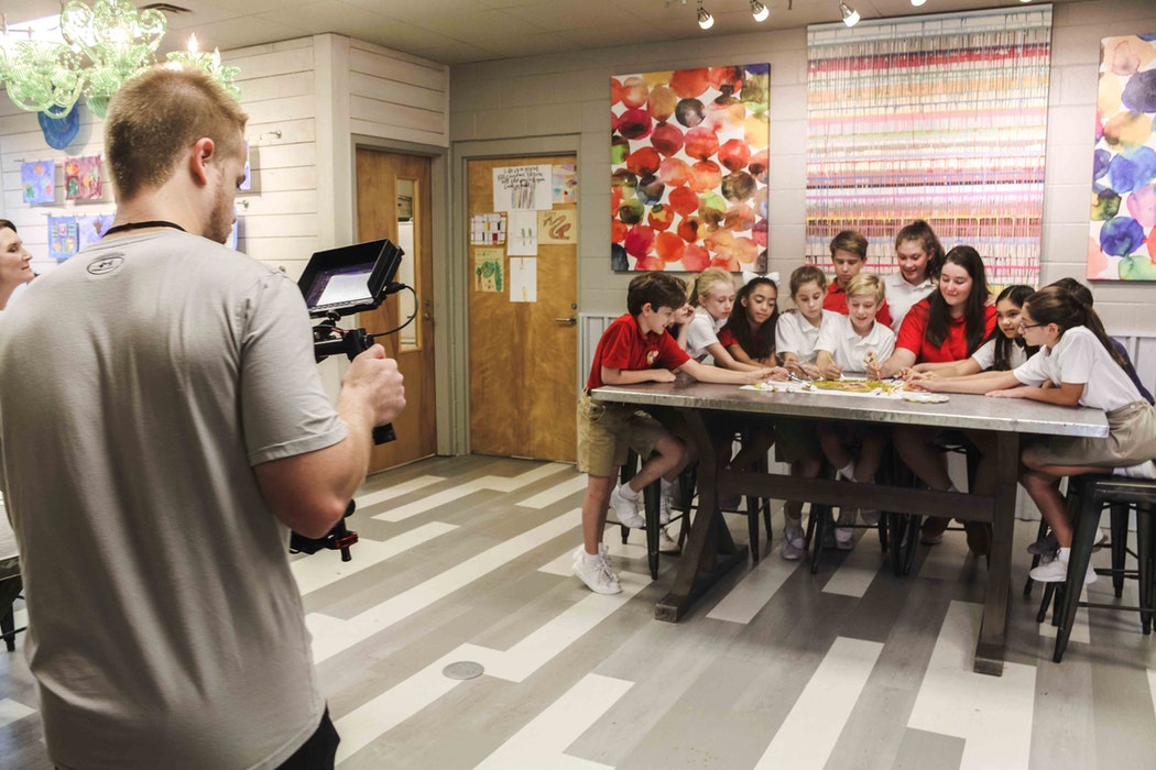 setlerde çalışmak