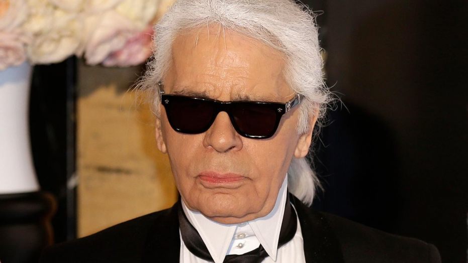 Karl lagerfeld öldü