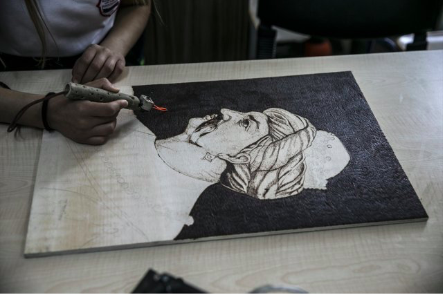 Kullanılmayan Tahtalardan Çocuklara Oyuncak Yapan Hatay Lisesi Öğrencileri!