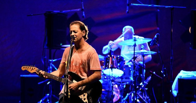 duman grubu üyeleri hangi üniversitelerden mezun? 4