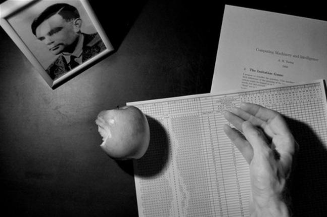 alan turing ve apple 2