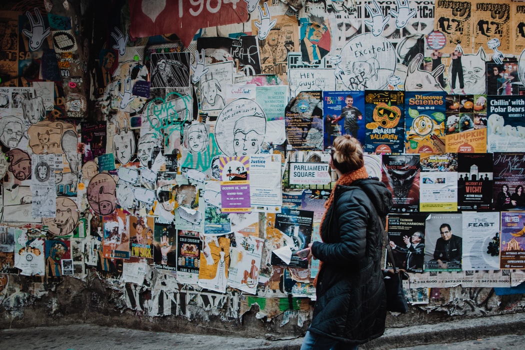 Halkla İlişkiler ve Reklamcılık Öğrencilerine İlham Verecek 8 Belgesel! 1
