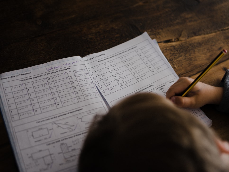 Nasıl İlköğretim Matematik öğretmeni olunur? İlköğretim Matematik Öğretmenliği olan Üniversiteler?